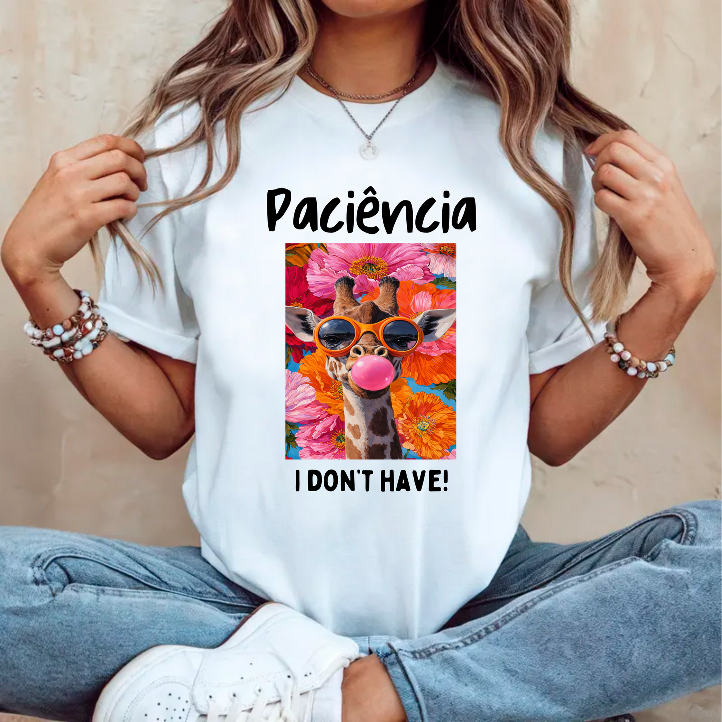 T-shirt personalizada Paciência I don't have Girafa