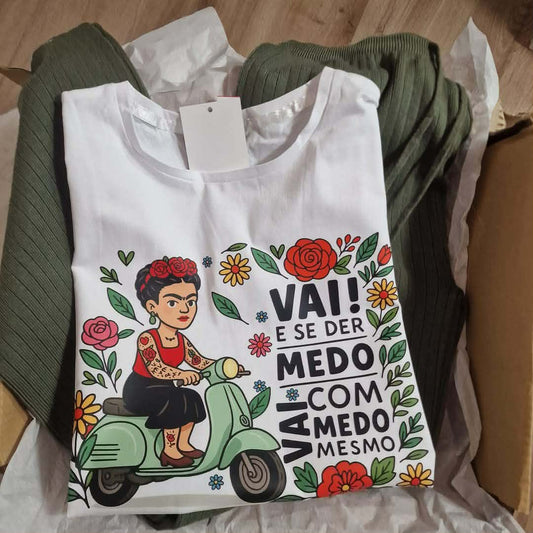 T-shirt personalizada Vai e se der medo vai com medo mesmo