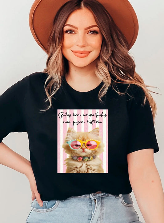 T-shirt personalizada Gatas bem comportadas Rosa