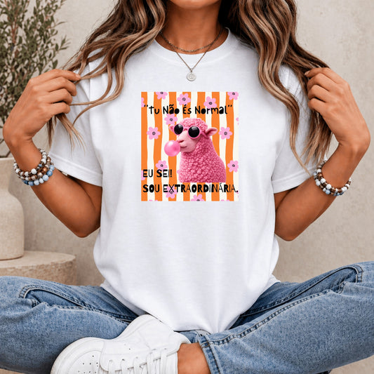 T-shirt personalizada Tu não és normal